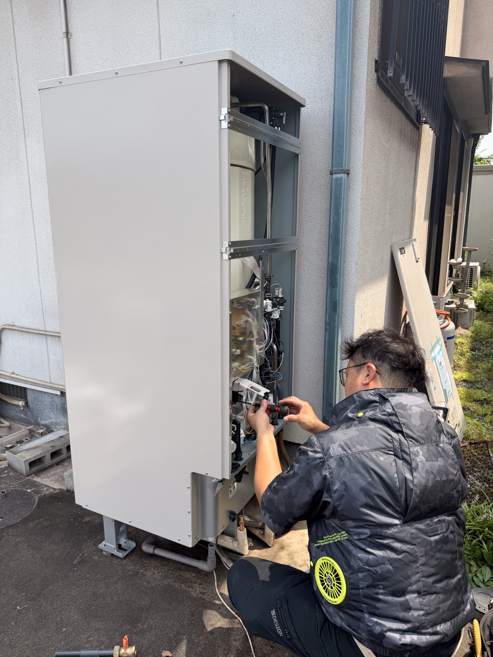 福山市春日町　エコキュート取替工事